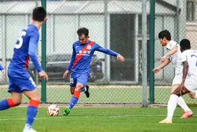 包含南特惊险获胜，助攻破门，赢得宝贵三分的词条