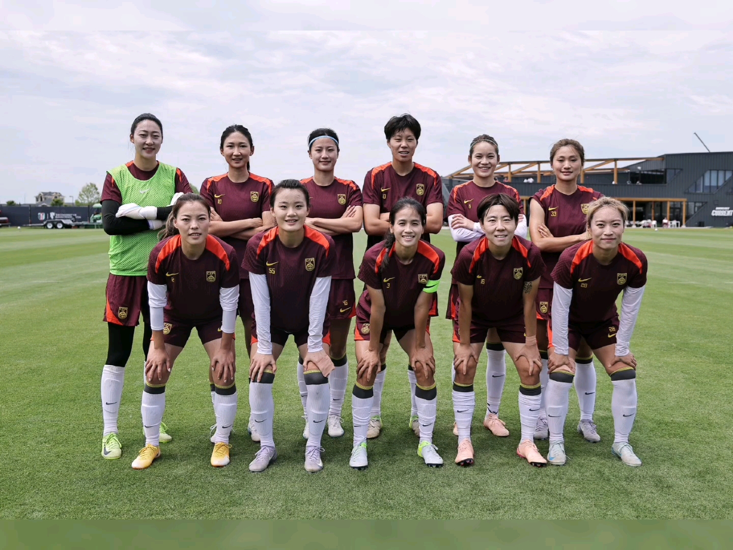 美国女足队击败中国队晋级半决赛(美国女足队击败中国队晋级半决赛视频)